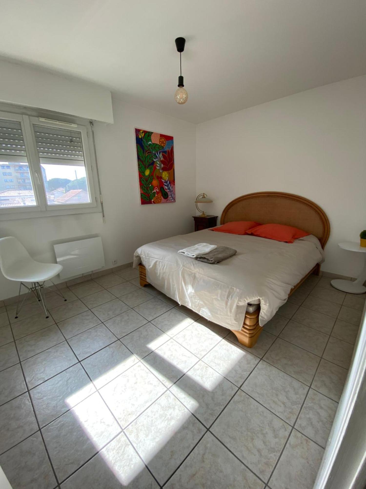 Chez Virginie : Appartement Lumineux Au Calme. Fréjus Zewnętrze zdjęcie