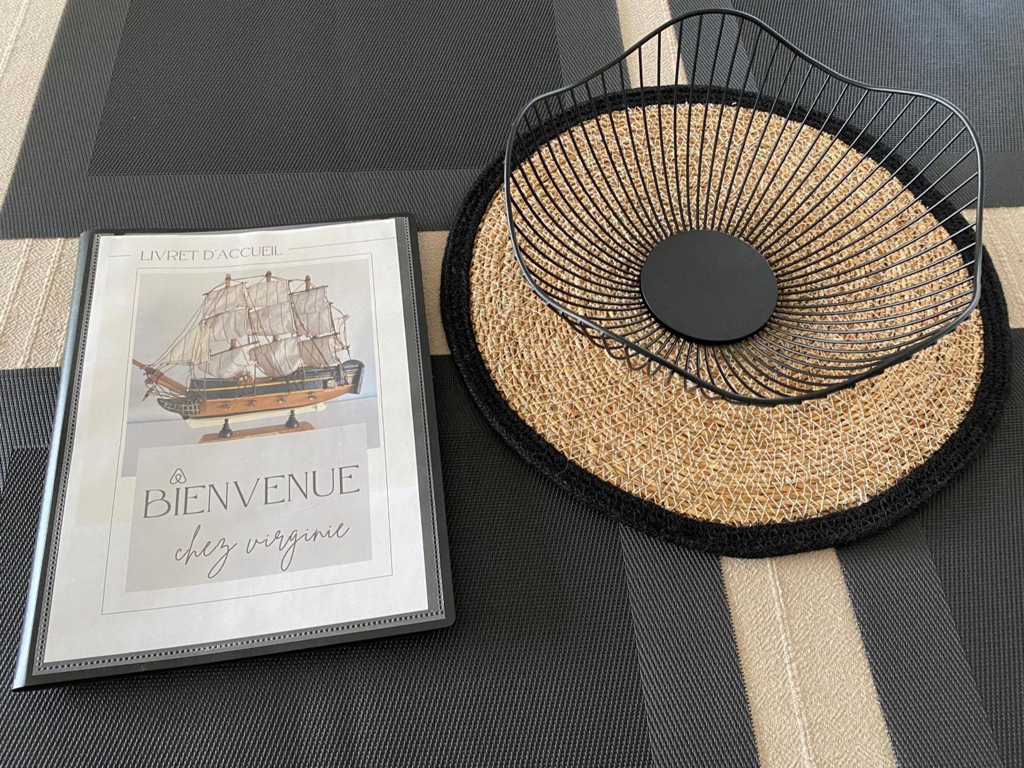 Chez Virginie : Appartement Lumineux Au Calme. Fréjus Zewnętrze zdjęcie